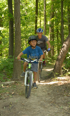 Thanks to their collaboration with a local mountain biking group and the Student Conservation Association, Cleveland Metroparks now offers nine miles of single-track bike trails. Thanks to their collaboration with a local mountain biking group and the Student Conservation Association, Cleveland Metroparks now offers nine miles of single-track bike trails.