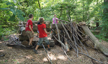 New national guidelines help support park professionals to offer safe, educational and fun opportunities for children visiting their facilities.  New national guidelines help support park professionals to offer safe, educational and fun opportunities for children visiting their facilities.